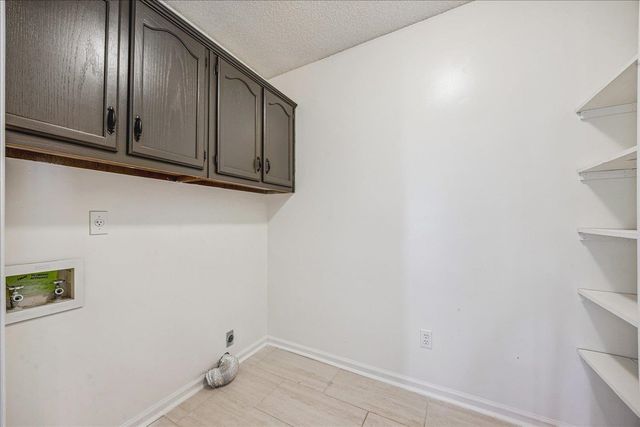 6676 STONETRACE DR, Bartlett, TN 38135