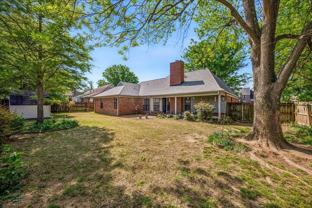 6676 STONETRACE DR, Bartlett, TN 38135