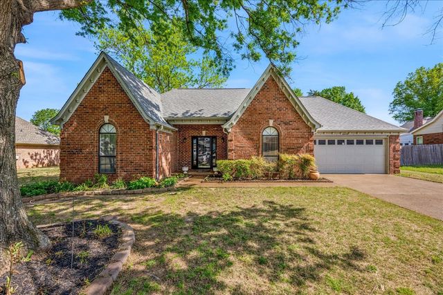 6676 STONETRACE DR, Bartlett, TN 38135