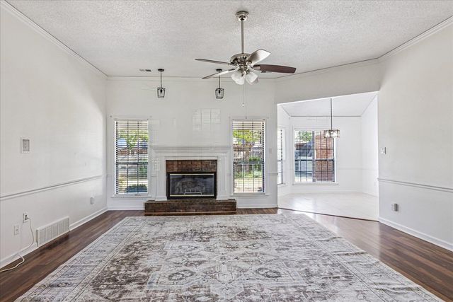 6676 STONETRACE DR, Bartlett, TN 38135