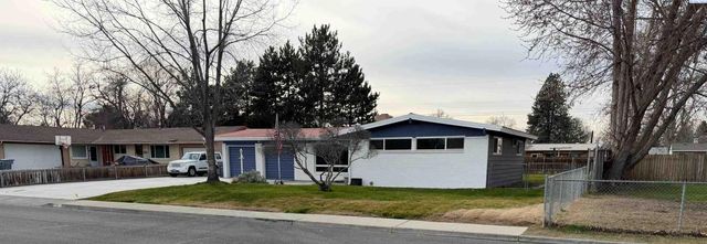 1523 Alder, Richland, WA 99354