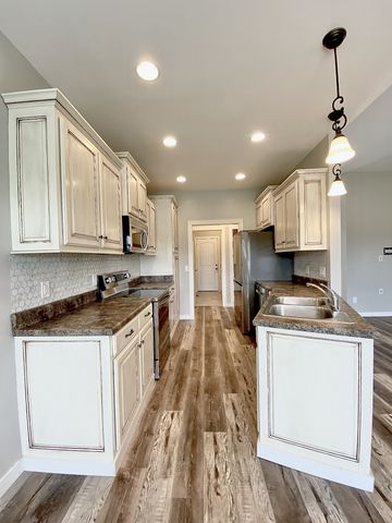 79 Charlotte Dr, Winchester, TN 37398
