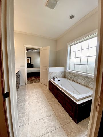 79 Charlotte Dr, Winchester, TN 37398