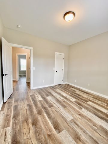 79 Charlotte Dr, Winchester, TN 37398