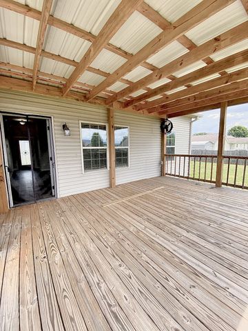 79 Charlotte Dr, Winchester, TN 37398