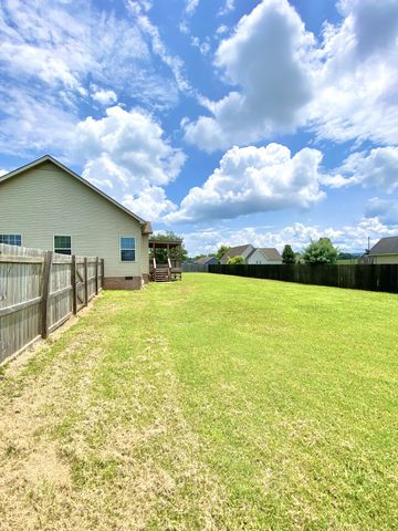 79 Charlotte Dr, Winchester, TN 37398
