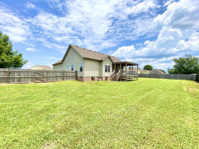 79 Charlotte Dr, Winchester, TN 37398