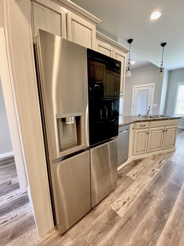79 Charlotte Dr, Winchester, TN 37398