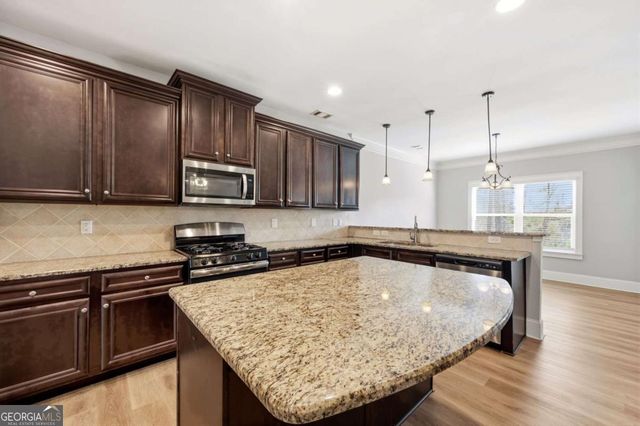 268 Clubhouse Crossing, Acworth, GA 30101