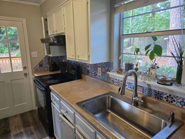 10 Flourite Cove, Little Rock, AR 72212