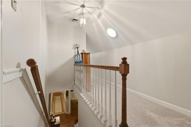 222 Shadowlawn Drive, Jamestown, NC 27282