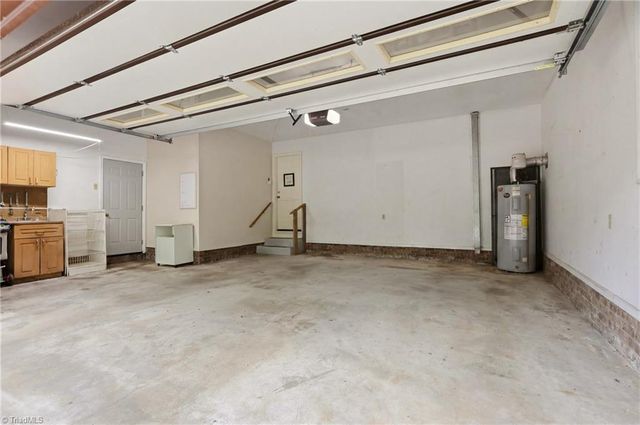 222 Shadowlawn Drive, Jamestown, NC 27282