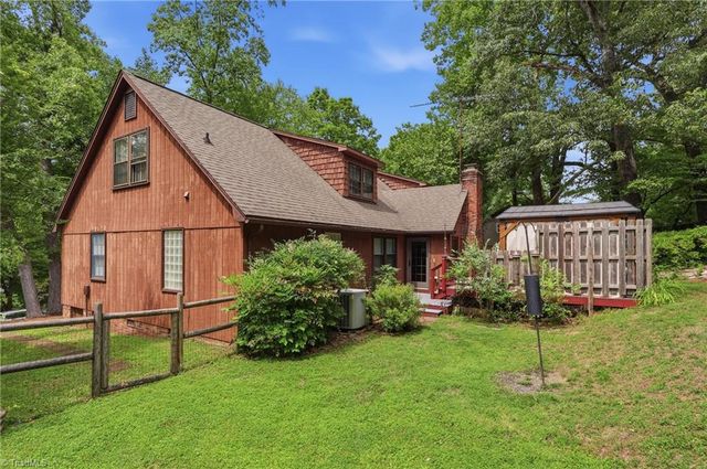 222 Shadowlawn Drive, Jamestown, NC 27282
