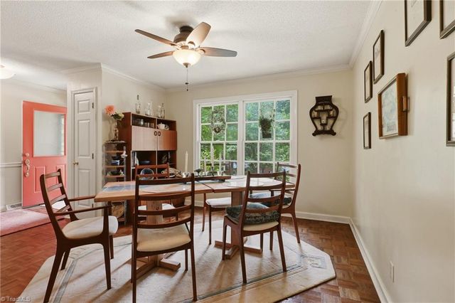 222 Shadowlawn Drive, Jamestown, NC 27282