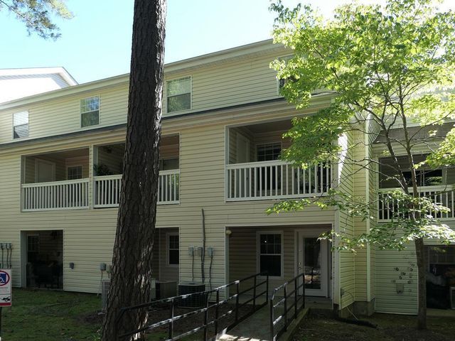 138 Kingsbury Drive, Chapel Hill, NC 27514