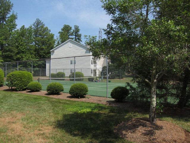 138 Kingsbury Drive, Chapel Hill, NC 27514