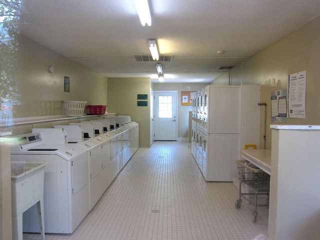 138 Kingsbury Drive, Chapel Hill, NC 27514