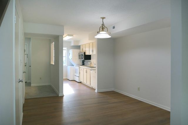 138 Kingsbury Drive, Chapel Hill, NC 27514