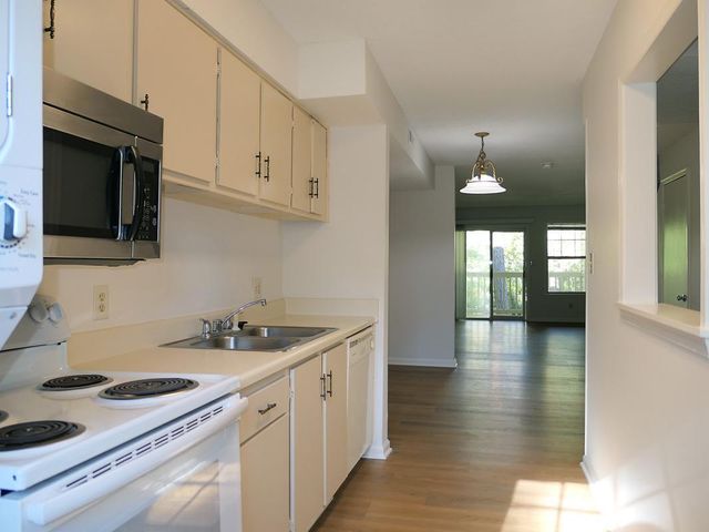 138 Kingsbury Drive, Chapel Hill, NC 27514