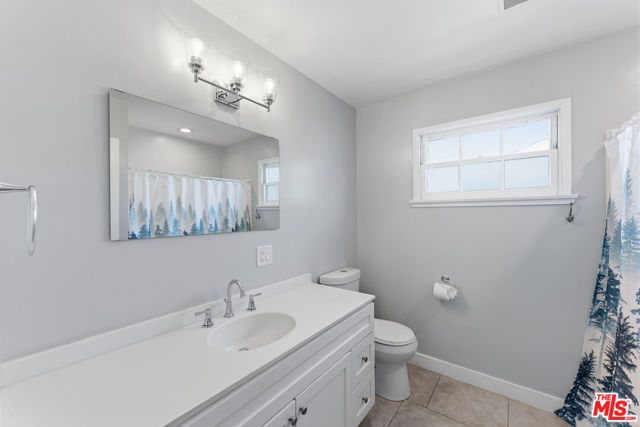 25056 Wiley Canyon Road, Newhall (santa Clarita), CA 91321