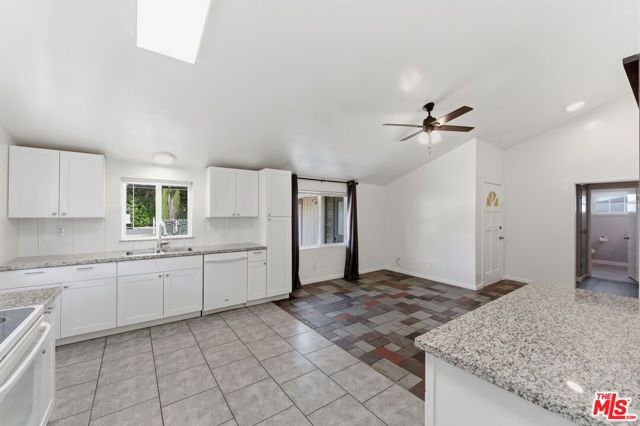25056 Wiley Canyon Road, Newhall (santa Clarita), CA 91321