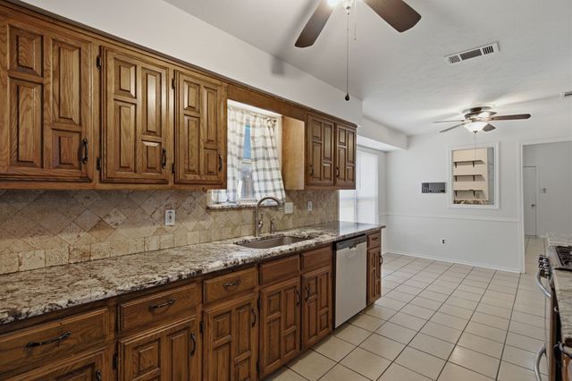 2119 Pueblo Drive, Carrollton, TX 75006