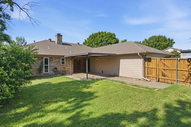 2119 Pueblo Drive, Carrollton, TX 75006