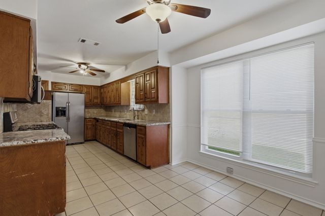 2119 Pueblo Drive, Carrollton, TX 75006
