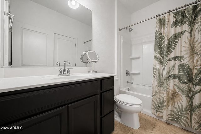 10218 E WAVELENGTH Avenue, Mesa, AZ 85212