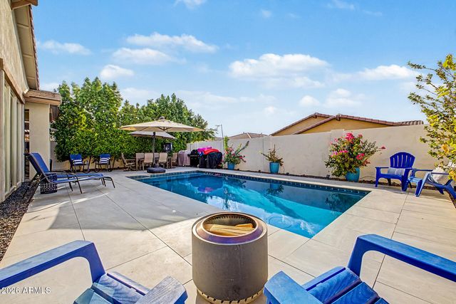 10218 E WAVELENGTH Avenue, Mesa, AZ 85212
