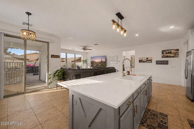 10218 E WAVELENGTH Avenue, Mesa, AZ 85212
