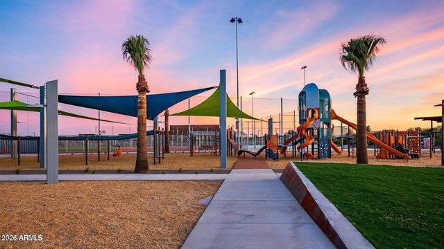 10218 E WAVELENGTH Avenue, Mesa, AZ 85212