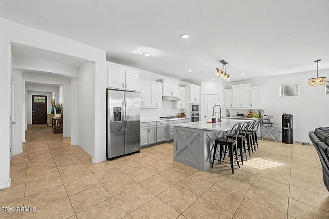 10218 E WAVELENGTH Avenue, Mesa, AZ 85212