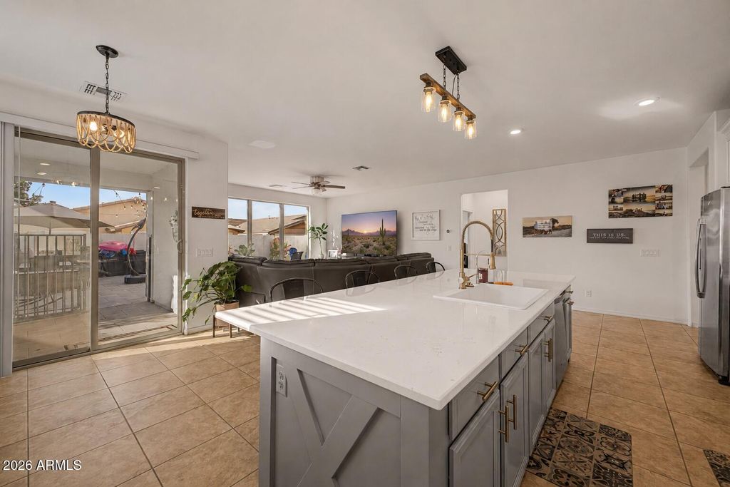 10218 E WAVELENGTH Avenue, Mesa, AZ 85212 — photo 2