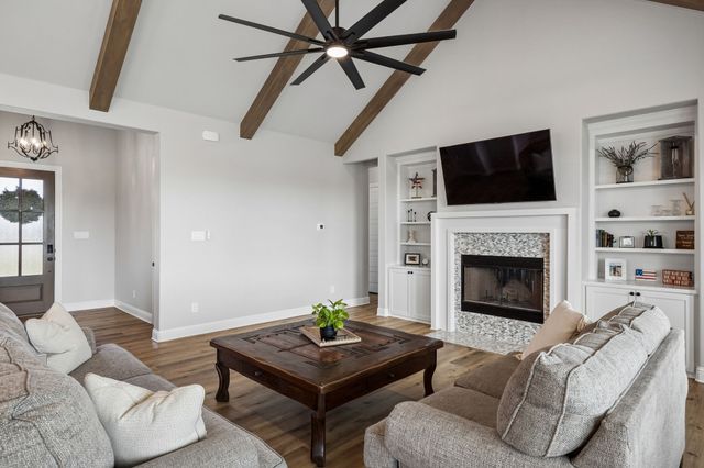 1751 Blackfoot Parkway, Waxahachie, TX 75165