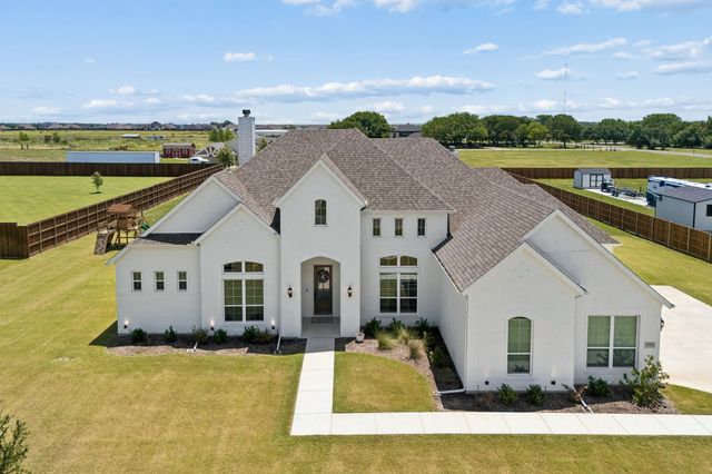 1751 Blackfoot Parkway, Waxahachie, TX 75165