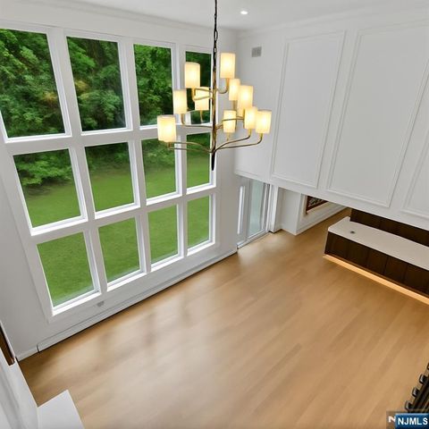 206 Peterson Place, Ramsey, NJ 07446