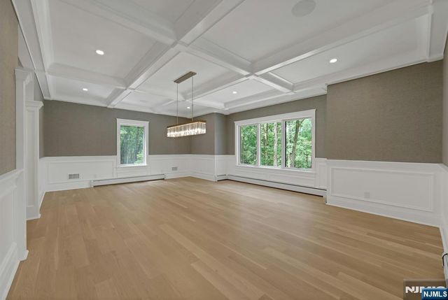 206 Peterson Place, Ramsey, NJ 07446