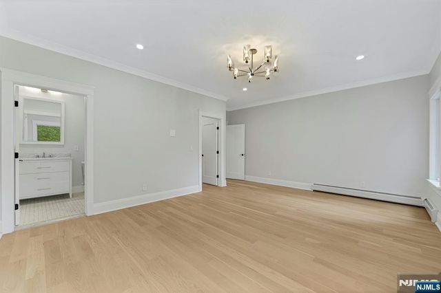 206 Peterson Place, Ramsey, NJ 07446