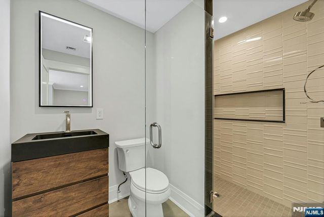 206 Peterson Place, Ramsey, NJ 07446