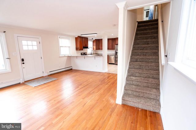 30 S 2ND ST, Perkasie, PA 18944