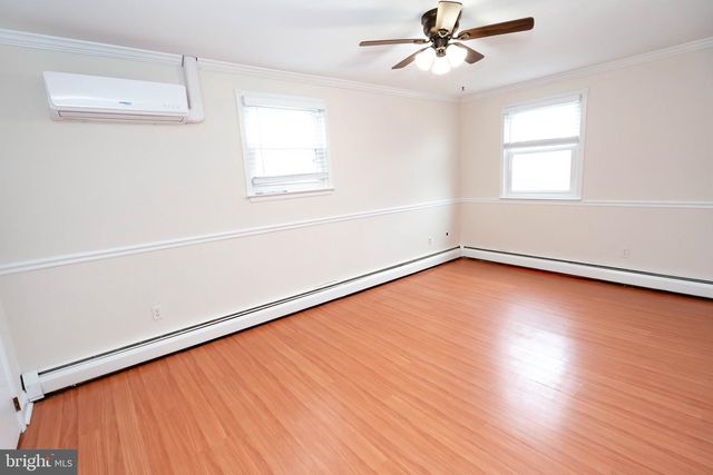 30 S 2ND ST, Perkasie, PA 18944