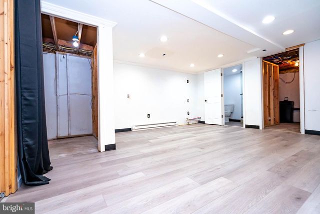 30 S 2ND ST, Perkasie, PA 18944