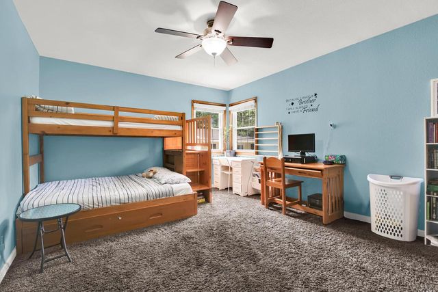 4100 W Edgerton AVENUE, Greenfield, WI 53221