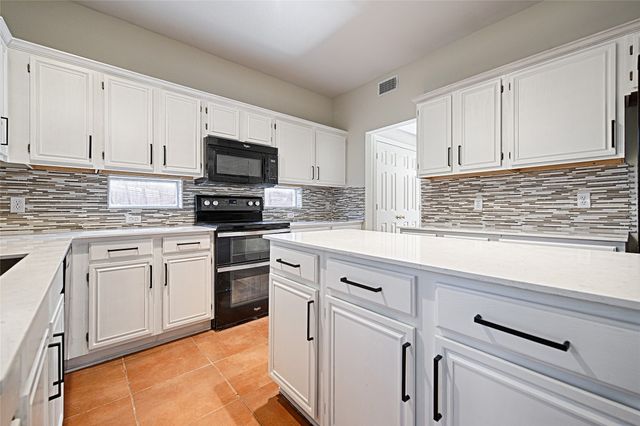 2325 Havard Oak Drive, Plano, TX 75074