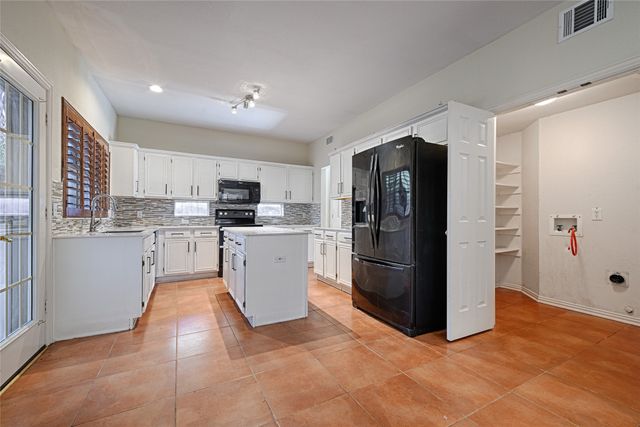 2325 Havard Oak Drive, Plano, TX 75074