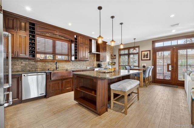 169-14 45th Avenue, Flushing, NY 11358