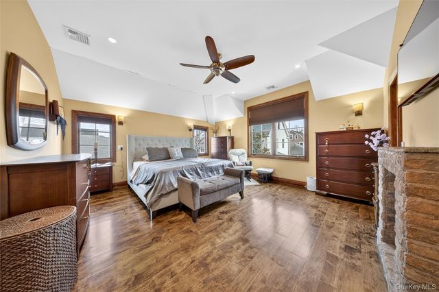 169-14 45th Avenue, Flushing, NY 11358