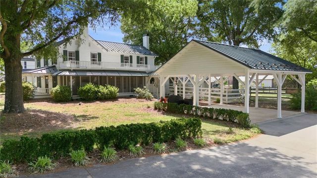 8827 Nc Highway 109, Winston-salem, NC 27107