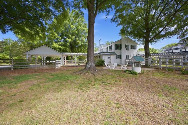 8827 Nc Highway 109, Winston-salem, NC 27107